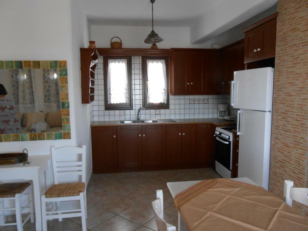 Apartments Marpissa Екстер'єр фото