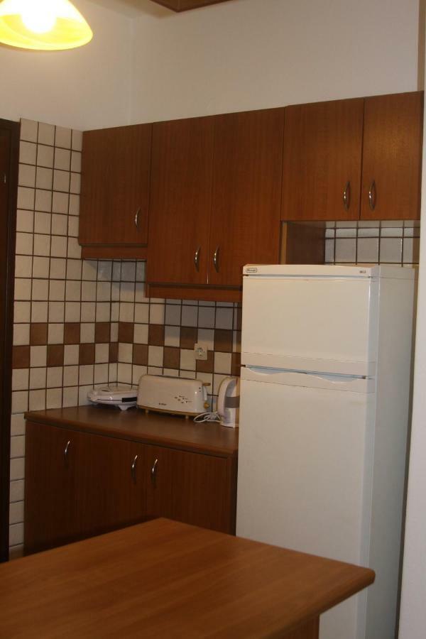 Apartments Marpissa Екстер'єр фото