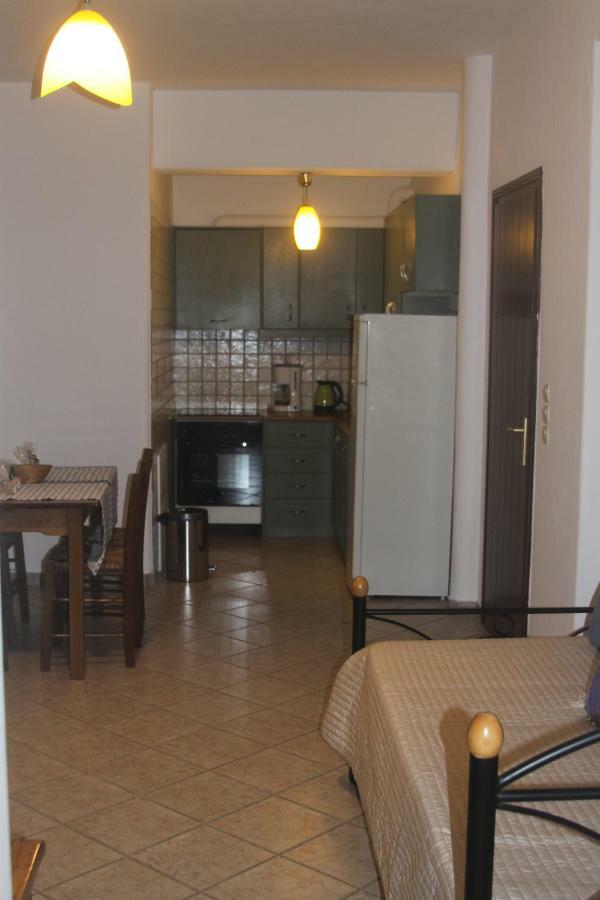 Apartments Marpissa Екстер'єр фото