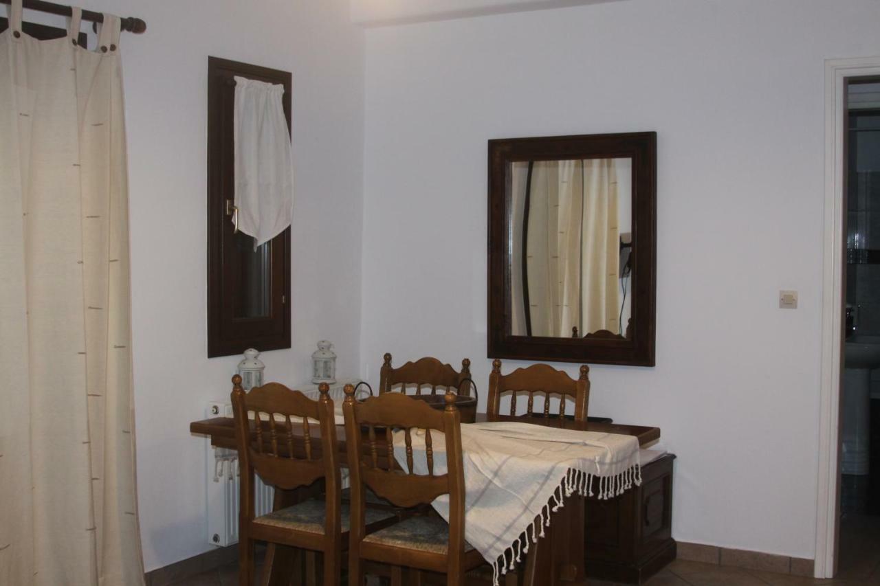Apartments Marpissa Екстер'єр фото